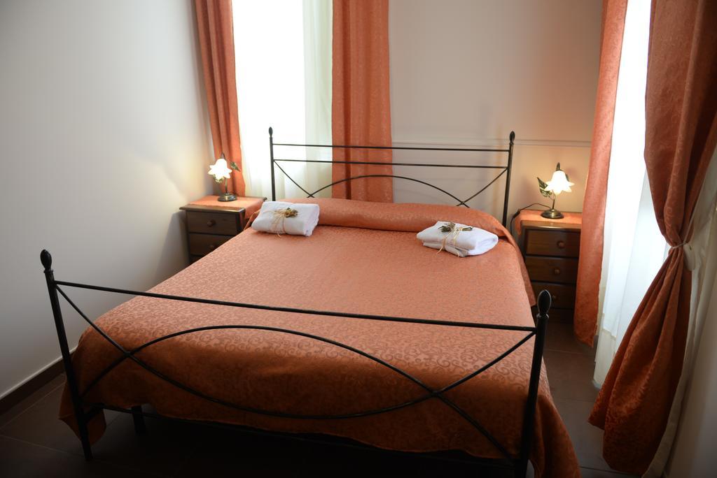 B&B San Leonardo Mascali Exteriér fotografie